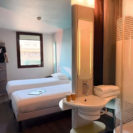 Szálloda Ibis Budget Centre Gare Nîmes