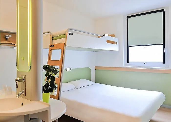 Ibis Budget Centre Gare 2* Nîmes